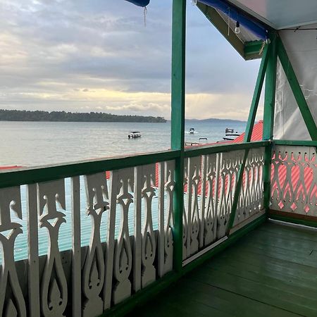 Hostal Cay Бастиментос Екстериор снимка