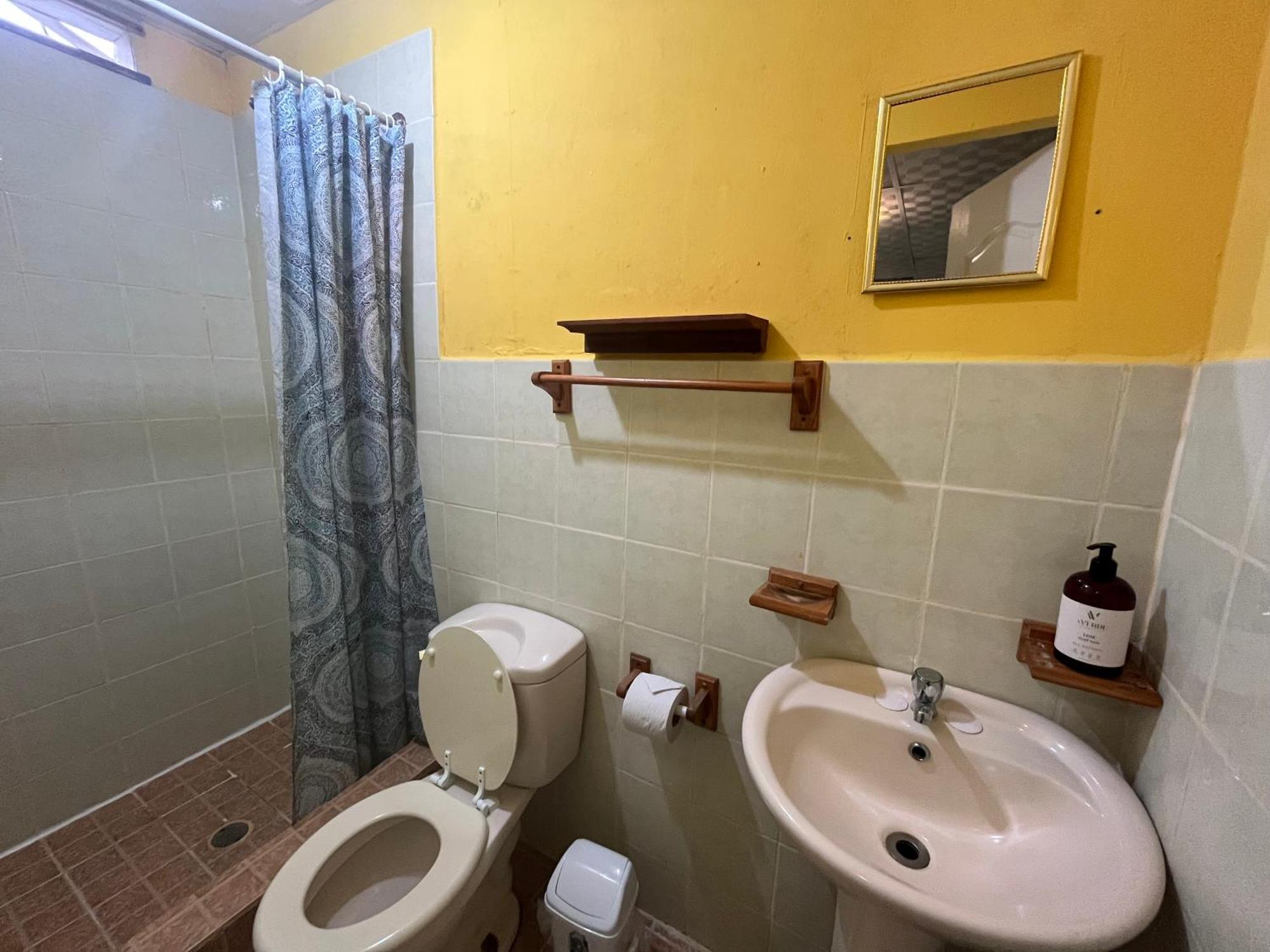 Hostal Cay Бастиментос Екстериор снимка